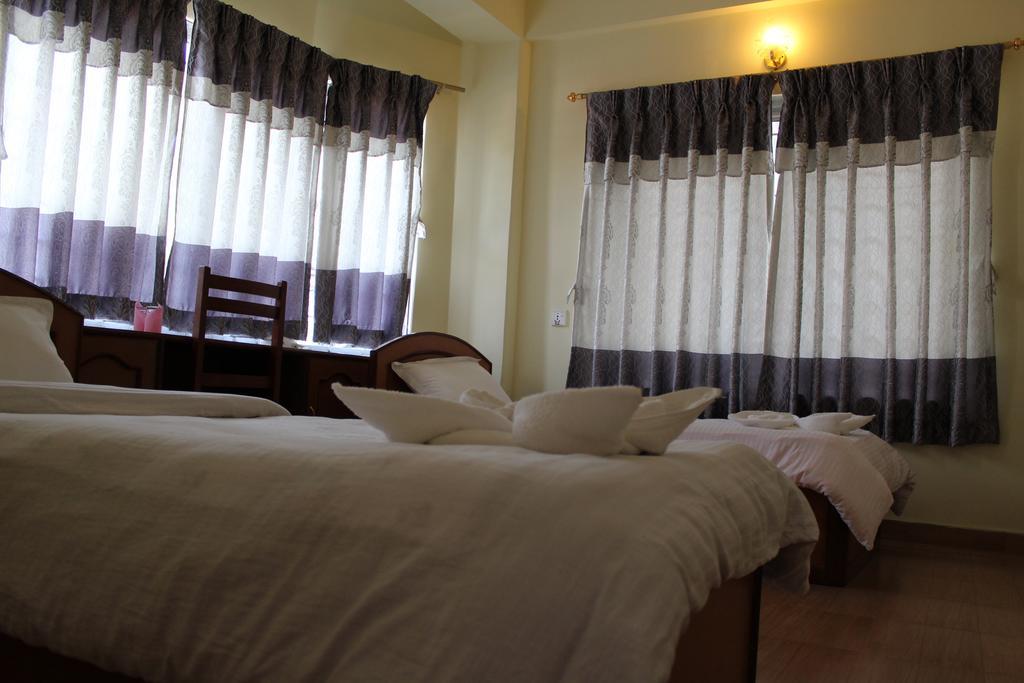 密勒日巴酒店 博卡拉 外观 照片